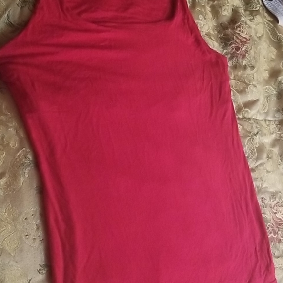 ARIANNE Red Tank Top💃 - Picture 3 of 6